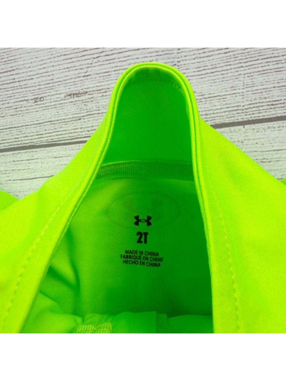 Under Armour Boys Neon Green Long Sleeve 1/4 Zip Pullover Shirt NWT 2T - Picture 2 of 4